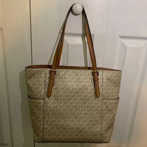 Michael Kors Signature Tote